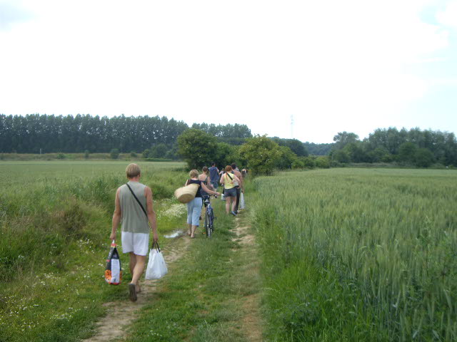 20090628ApresMidiBarbecueMigrants-002.jpg 