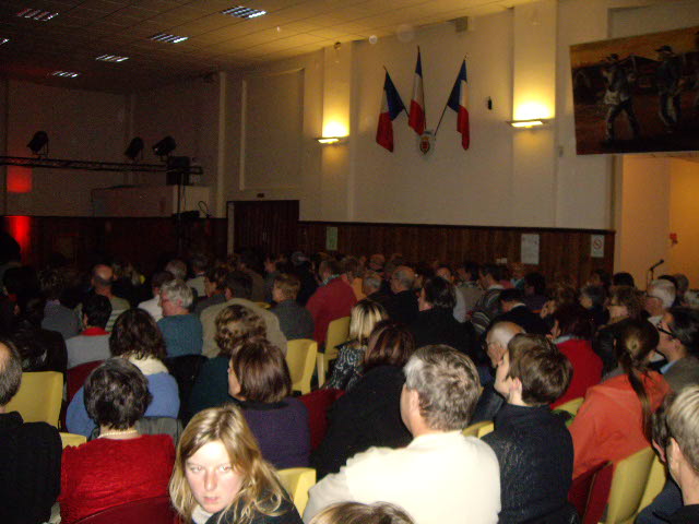 20091119-TheatreEtDebatAngres-04.jpg 