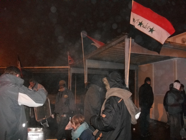 20091224-NoelRefugiesCalaisSALAM-02.jpg 