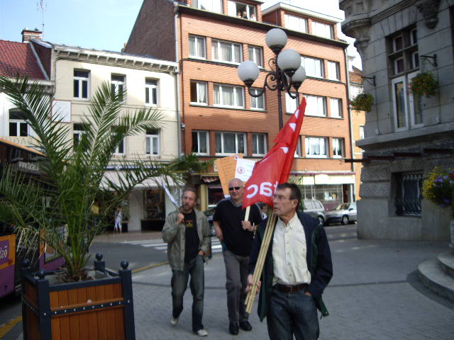 20100904-NonPolitiquePilori-04.jpg 