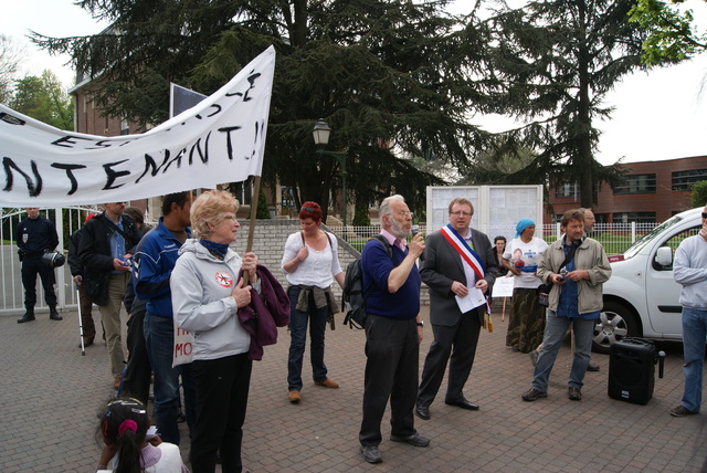 20110416-MarchePourLesRroms-141.jpg 