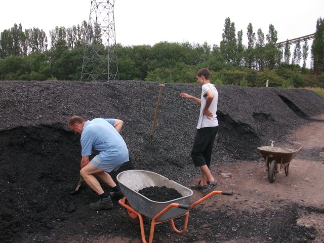 20110626-cabaneCampRroms-050.jpg 