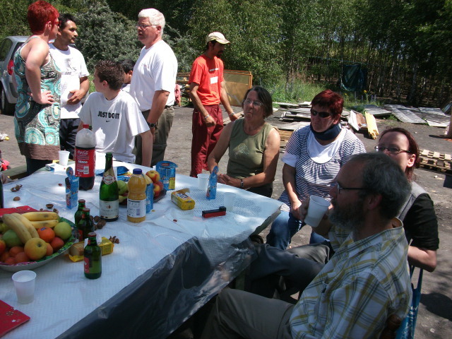 20110626-cabaneCampRroms-209.jpg 