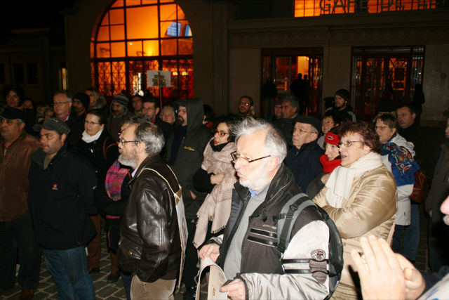 20111125-CercleDeSilenceLens-085.jpg 
